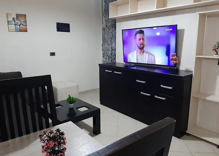 Lovely Appartament 1-4 Gjm Apartman *