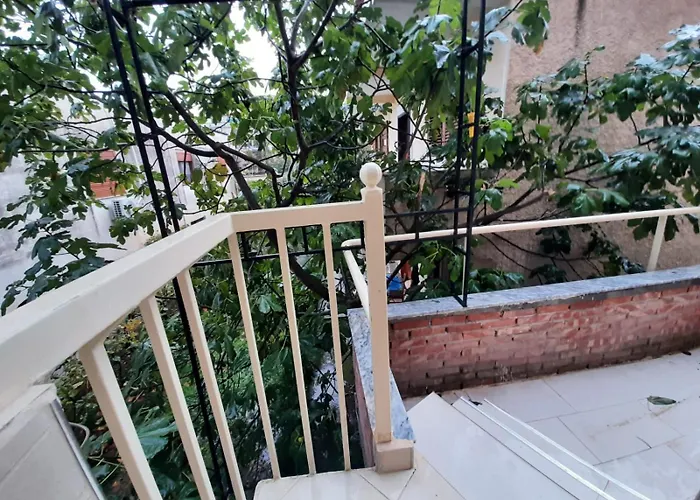 Apartman Lovely Appartament 1-4 Gjm *