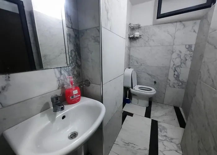 Apartman Lovely Appartament 1-4 Gjm *