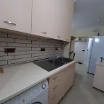 アパート Lovely Appartament 1-4 Gjm ティラナ