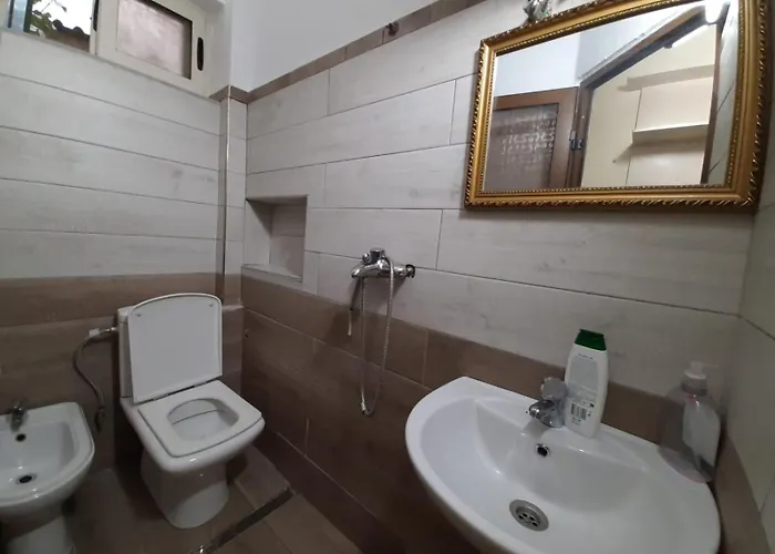 Lovely Appartament 1-4 Gjm *